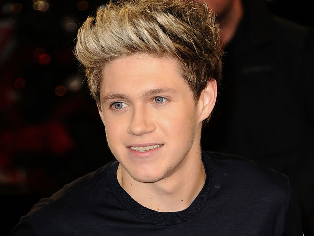 niall-horan-black-top-640x480