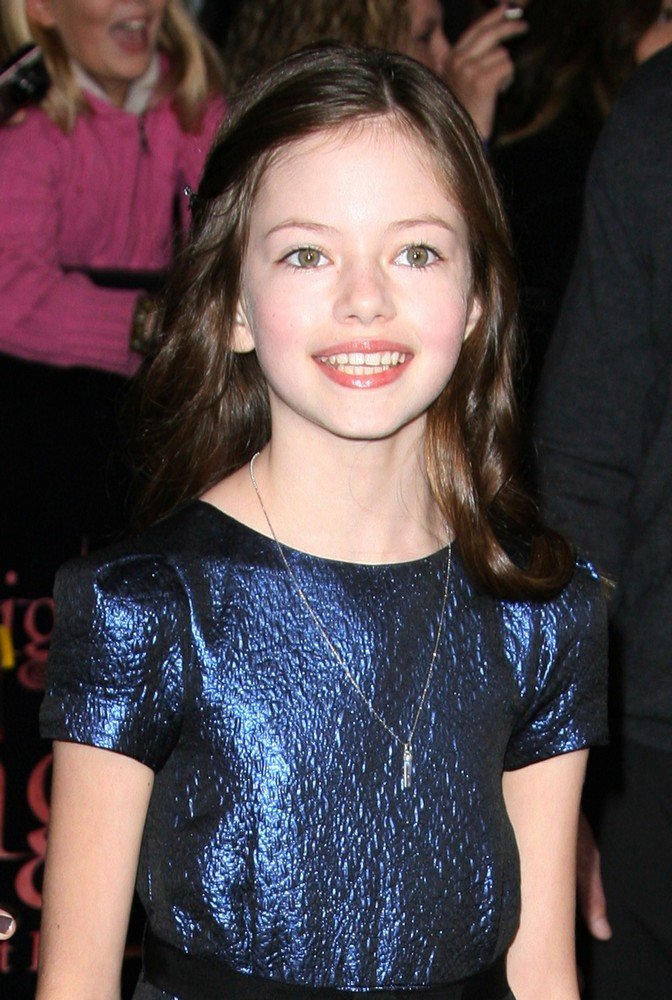 mackenzie-foy-premiere-breaking-dawn-1-01