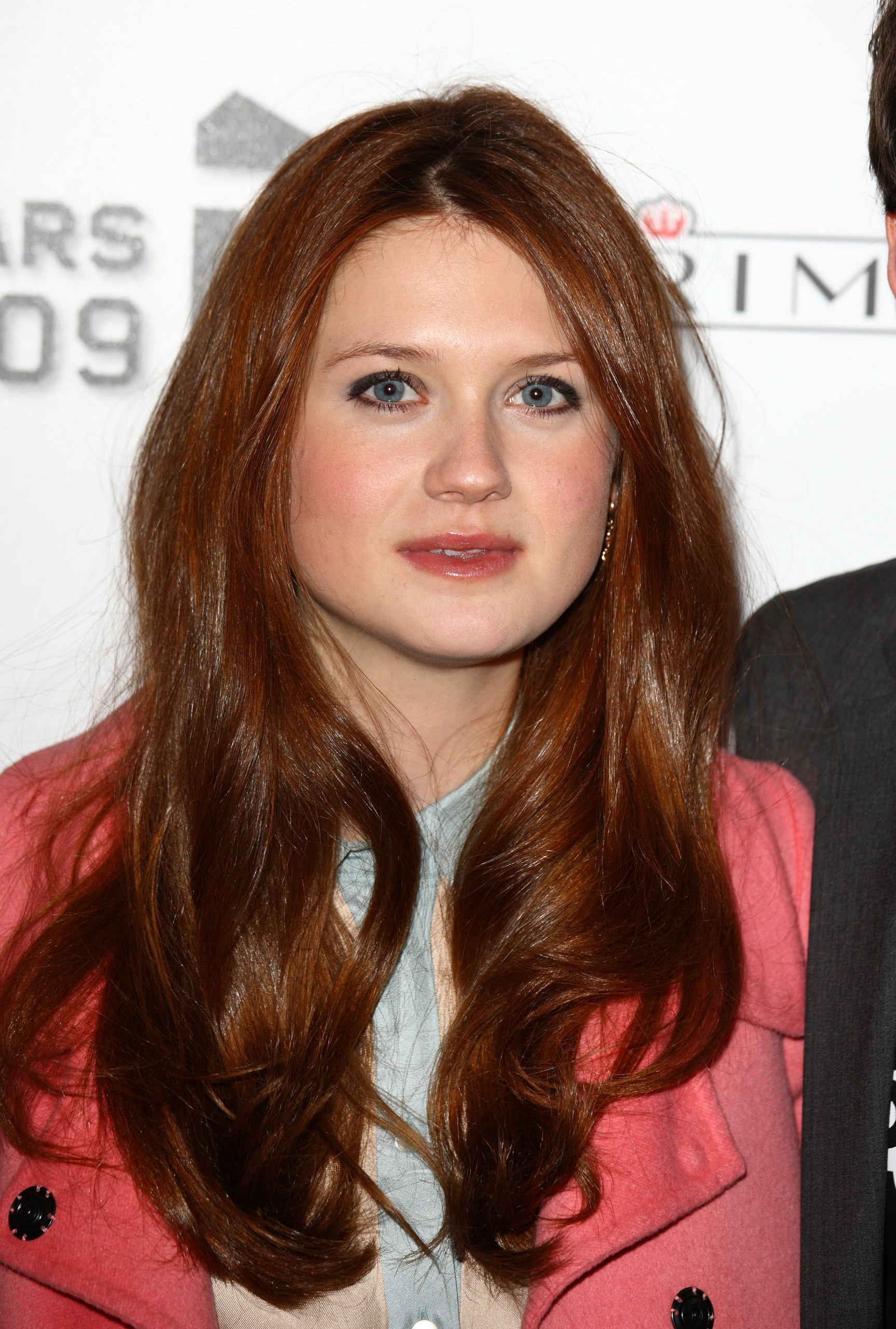 2009-T4-Star-of-2009-concert-bonnie-wright-9268895-1726-2560